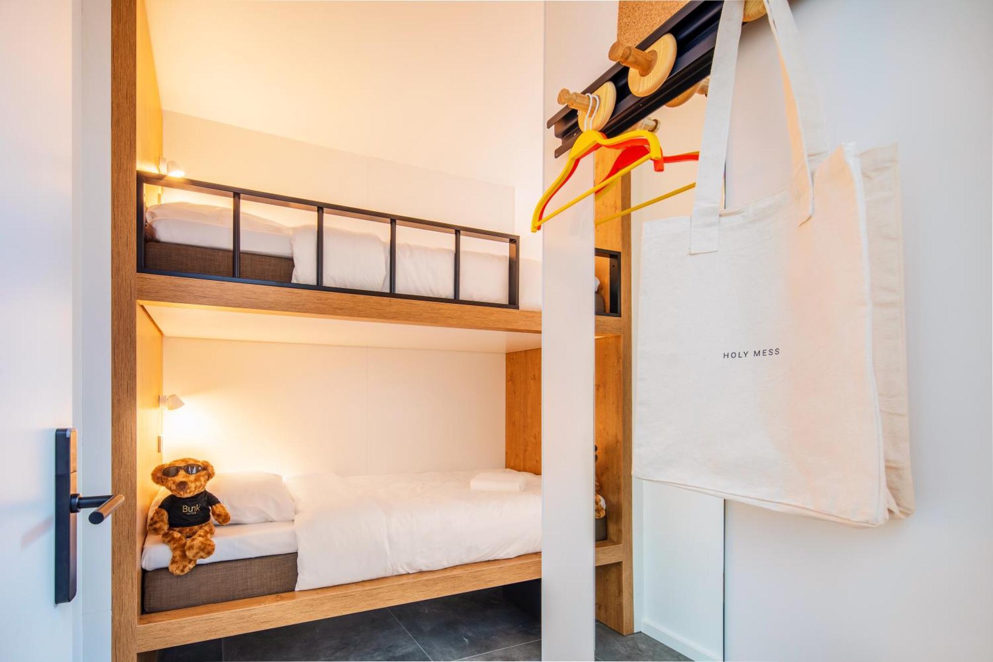 Bunk Hostel Амстердам Екстер'єр фото